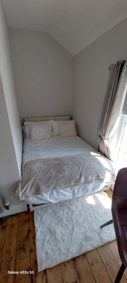 Londonderrys Bar And Accommodation سيهام المظهر الخارجي الصورة